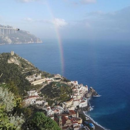 Villa l' ebbrezza di volare Amalfi Esterno foto