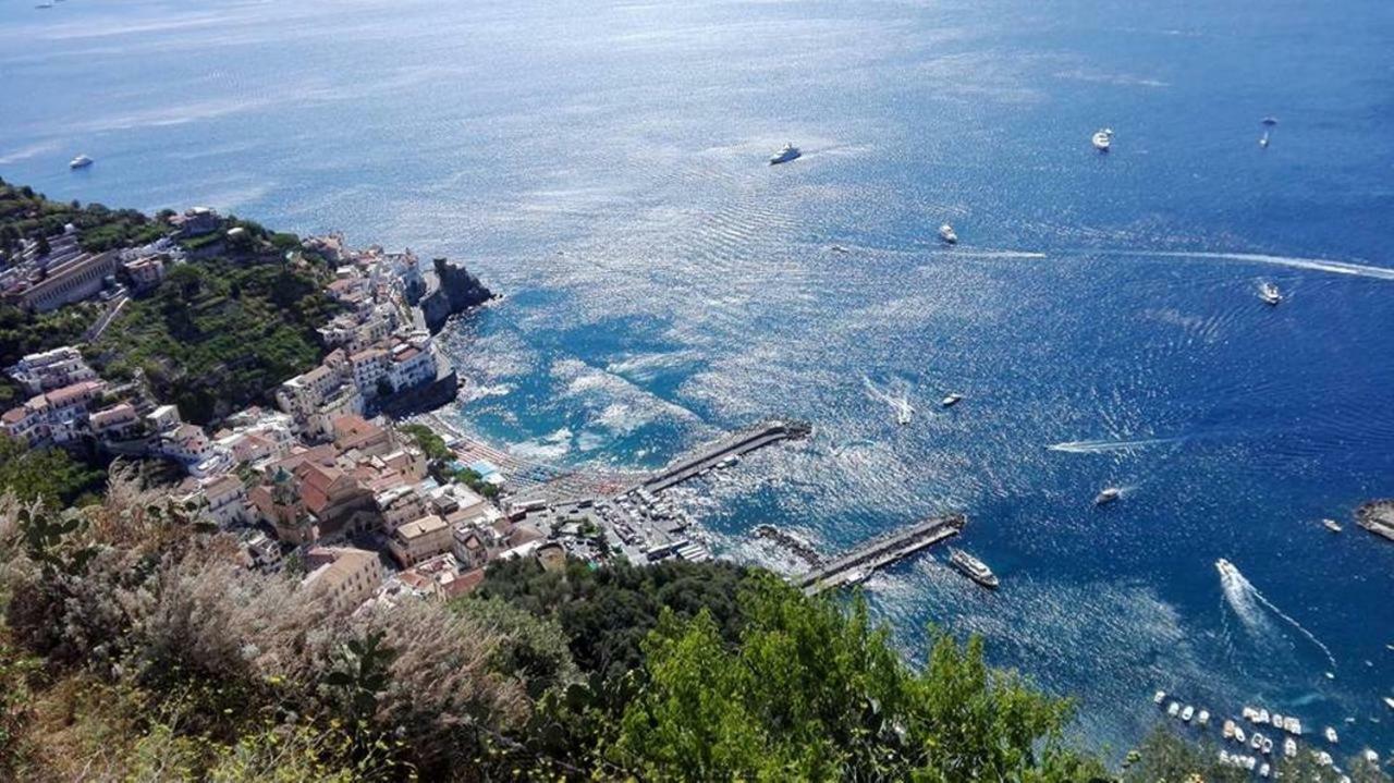 Villa l' ebbrezza di volare Amalfi Esterno foto