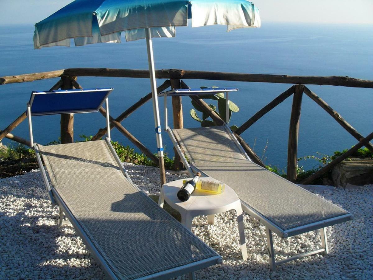 Villa l' ebbrezza di volare Amalfi Esterno foto