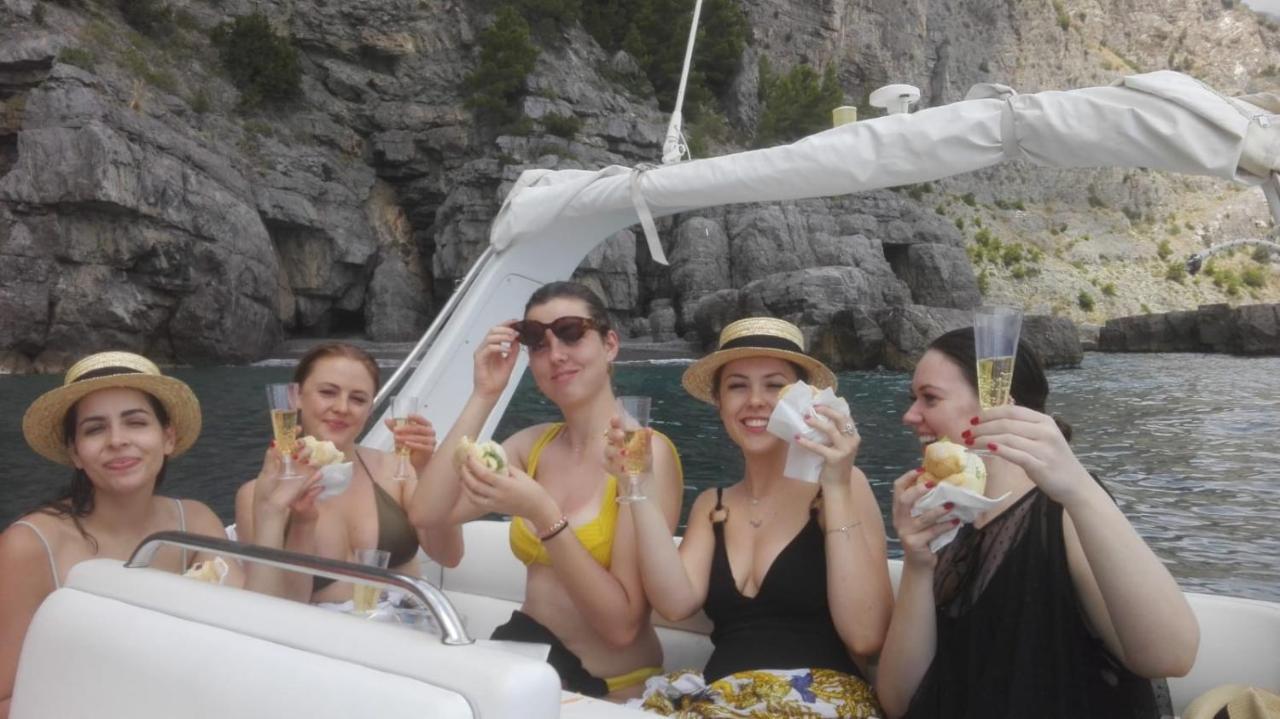 Villa l' ebbrezza di volare Amalfi Esterno foto